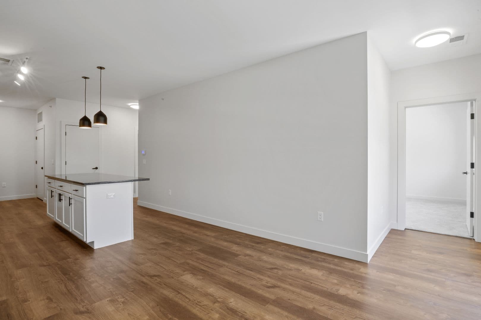 Omaha Apartment: 3306 Jones St