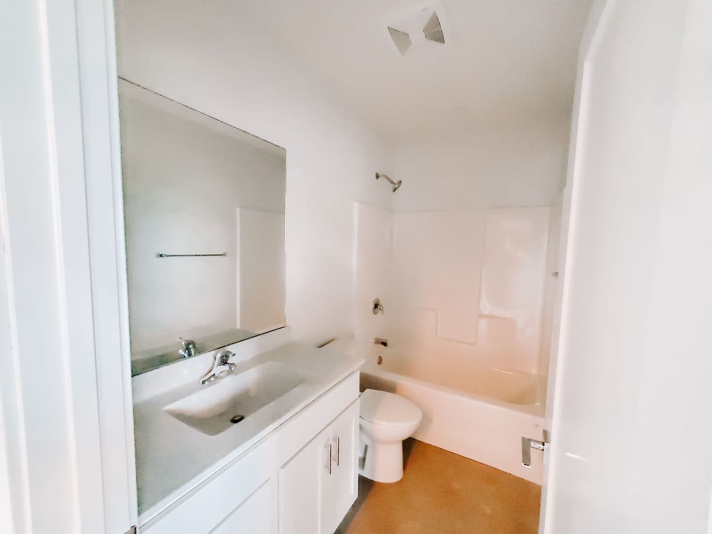 Omaha Apartment: 1311 S 9th St
