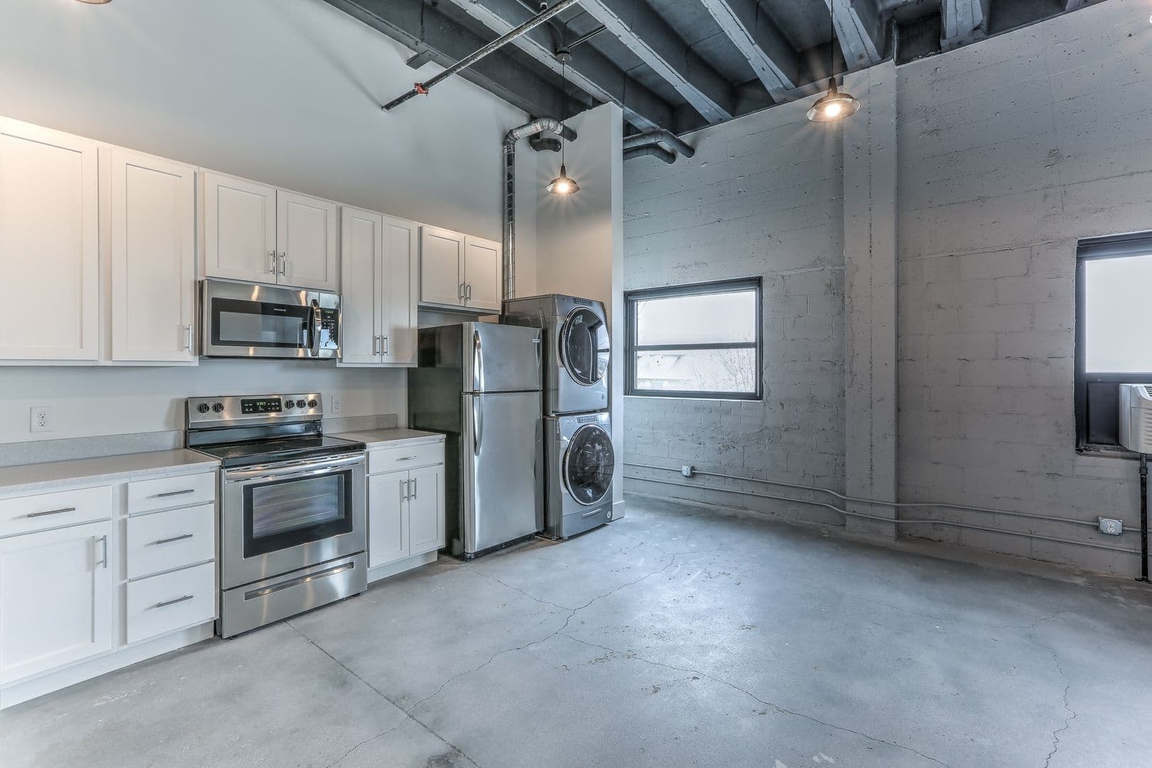 Omaha Apartment: 1311 S 9th St