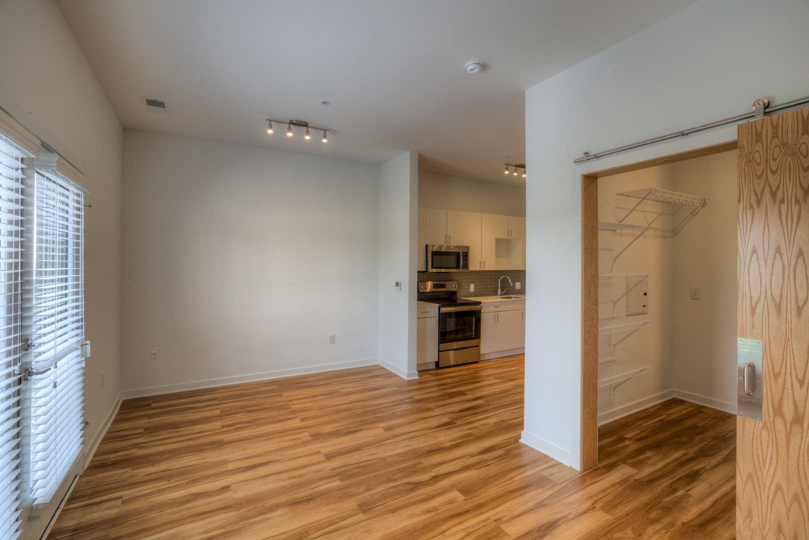 Omaha Apartment: 401 S 41st Street