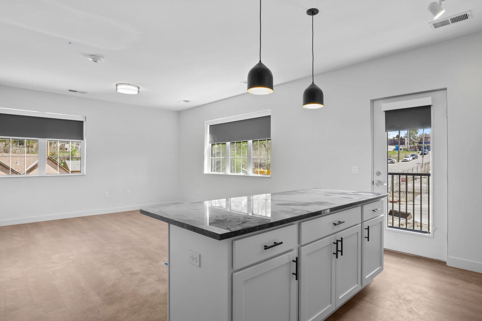 Omaha Apartment: 3306 Jones St
