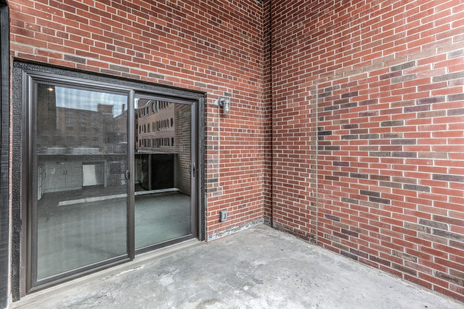 Omaha Apartment: 1311 S 9th St