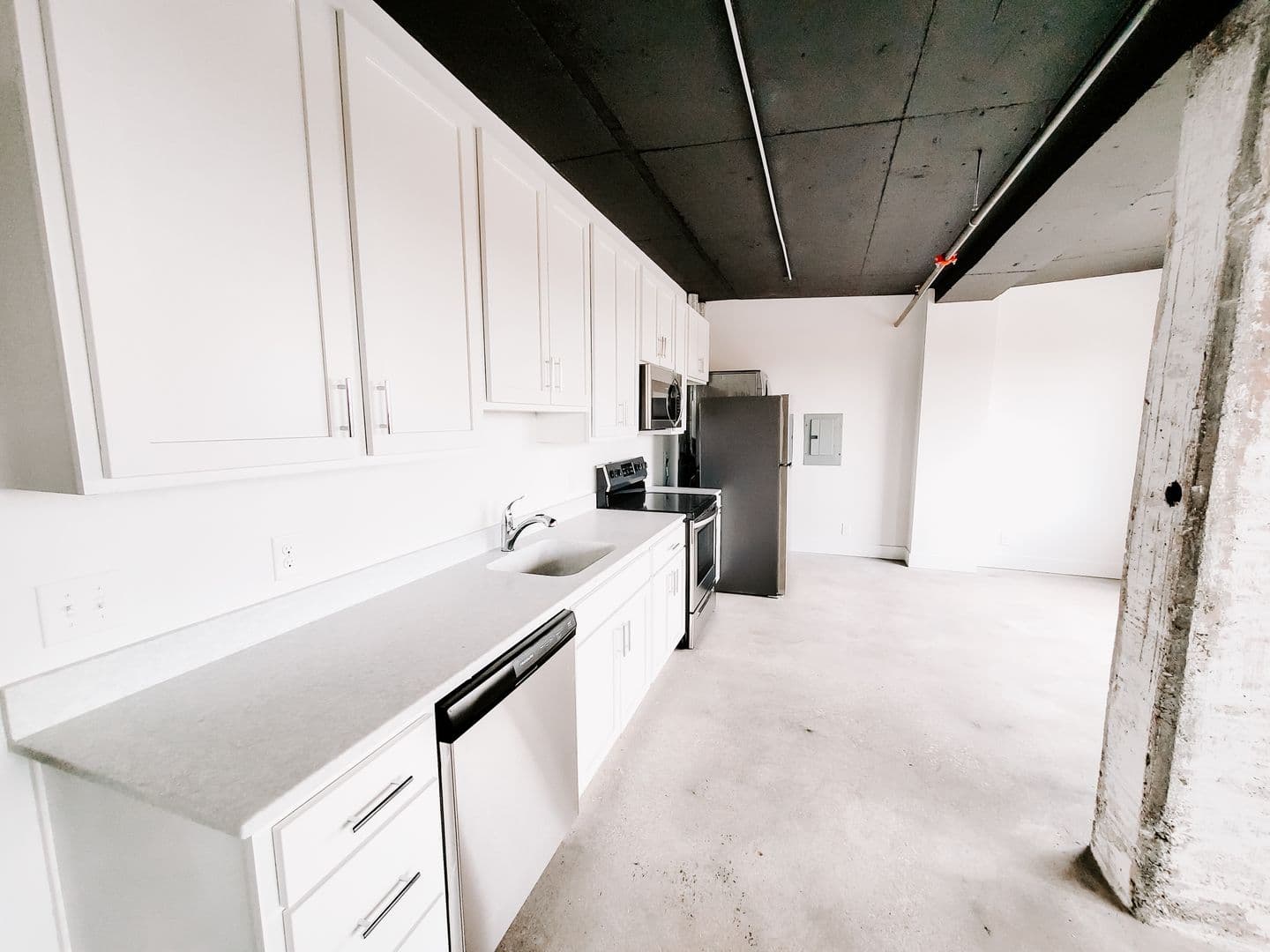 Omaha Apartment: 1311 S 9th St