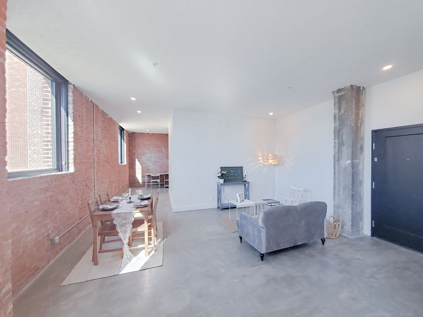 Omaha Apartment: 1311 S 9th St
