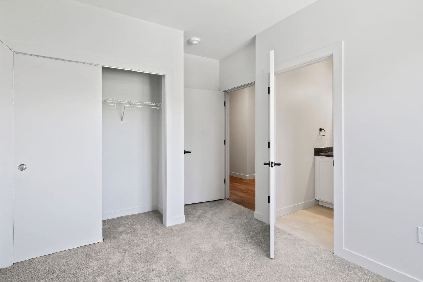 Omaha Apartment: 3306 Jones St