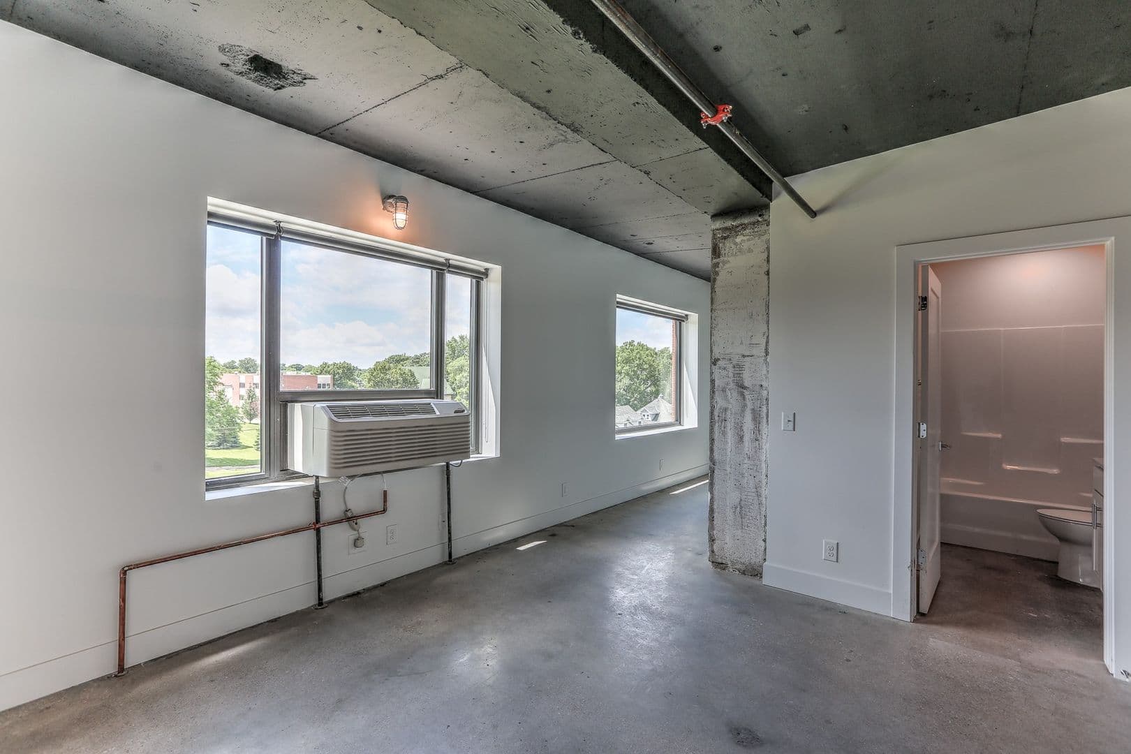 Omaha Apartment: 1311 S 9th St