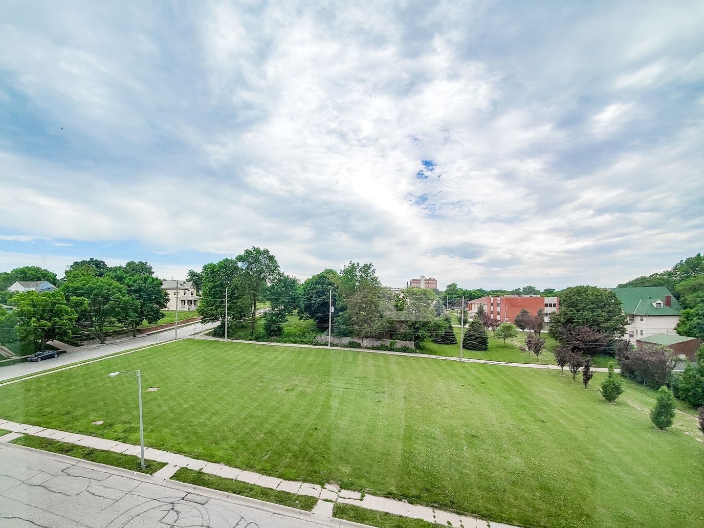 Omaha Apartment: 1311 S 9th St