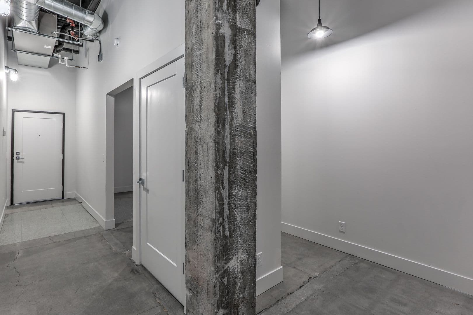 Omaha Apartment: 1311 S 9th St