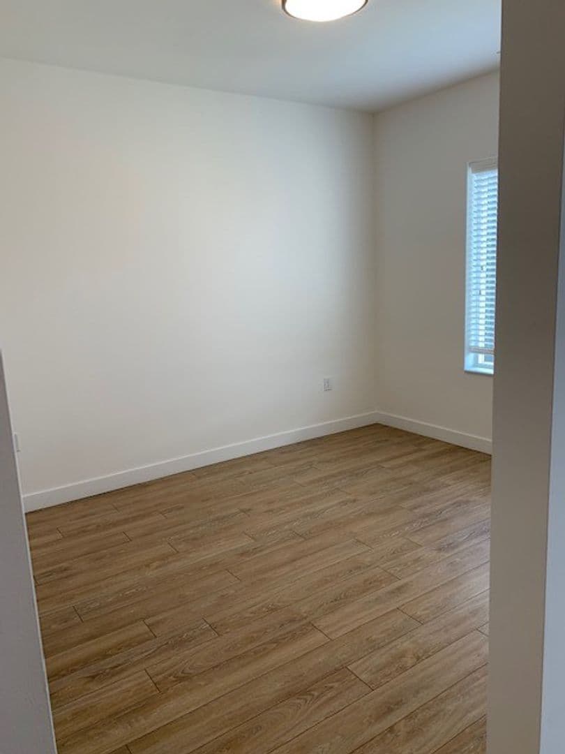 Omaha Apartment: 3820 Harney Street