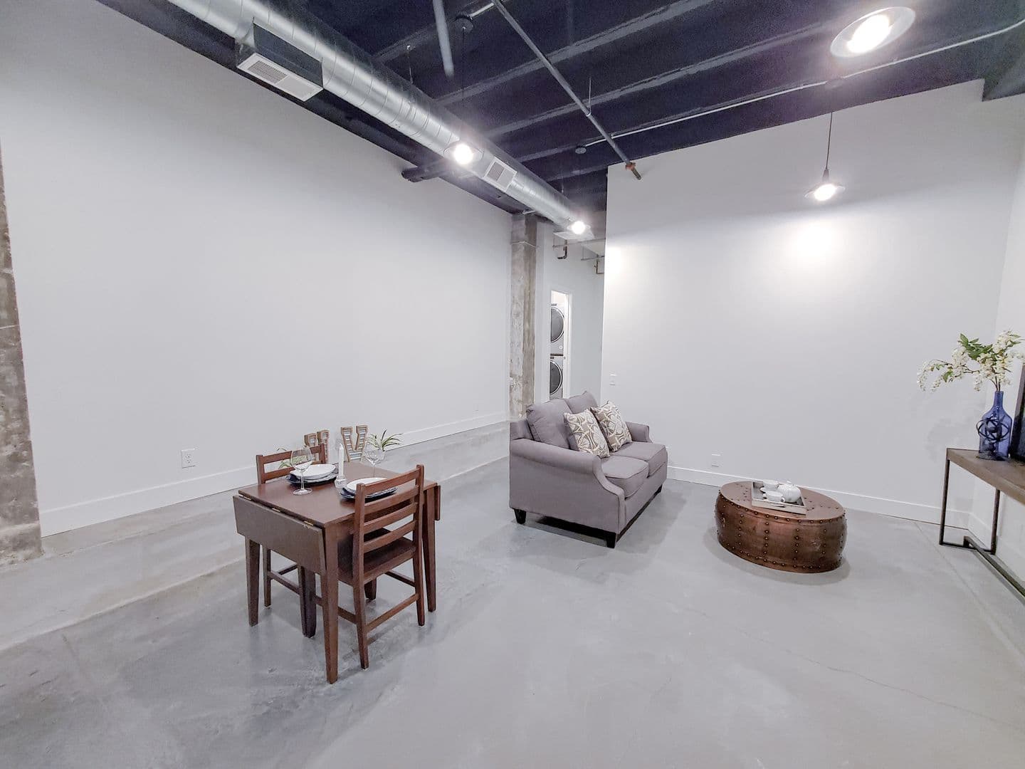 Omaha Apartment: 1311 S 9th St