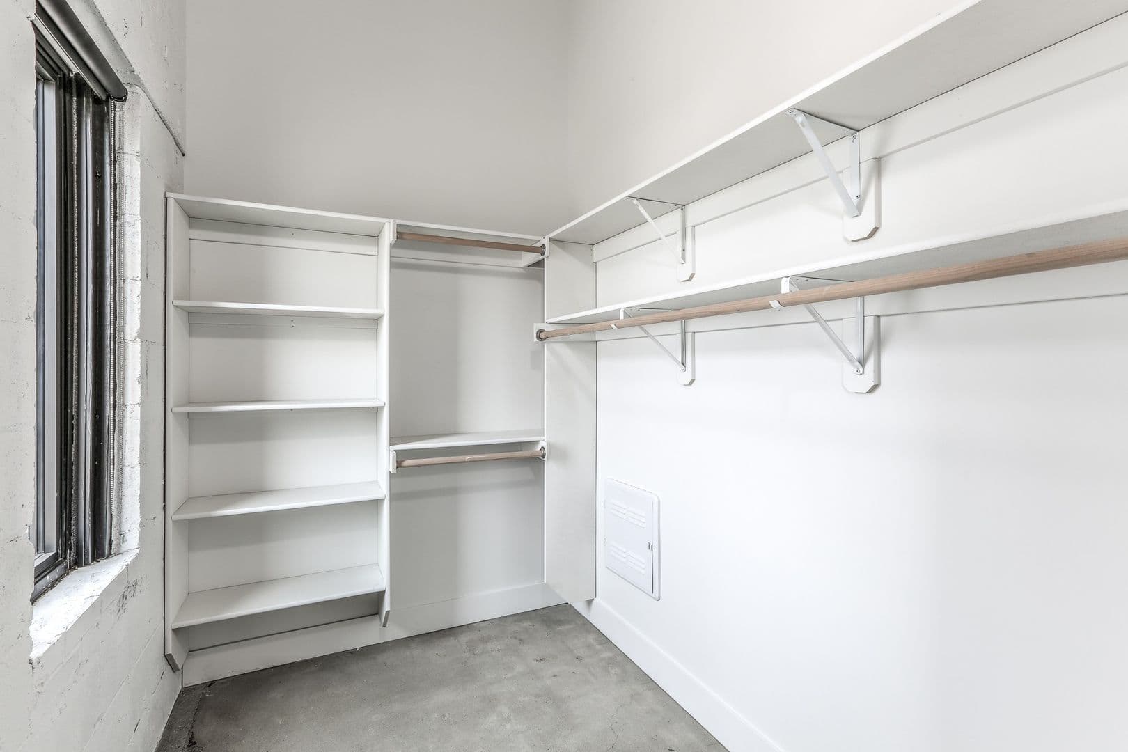 Omaha Apartment: 1311 S 9th St