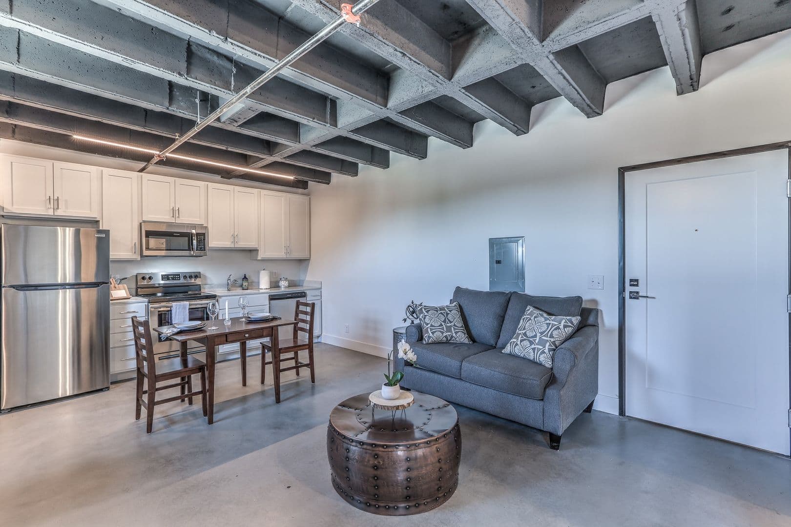 Omaha Apartment: 1311 S 9th St
