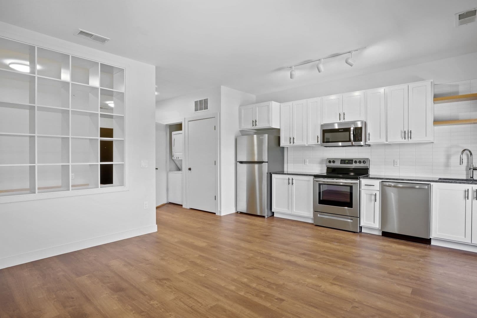 Omaha Apartment: 3306 Jones St