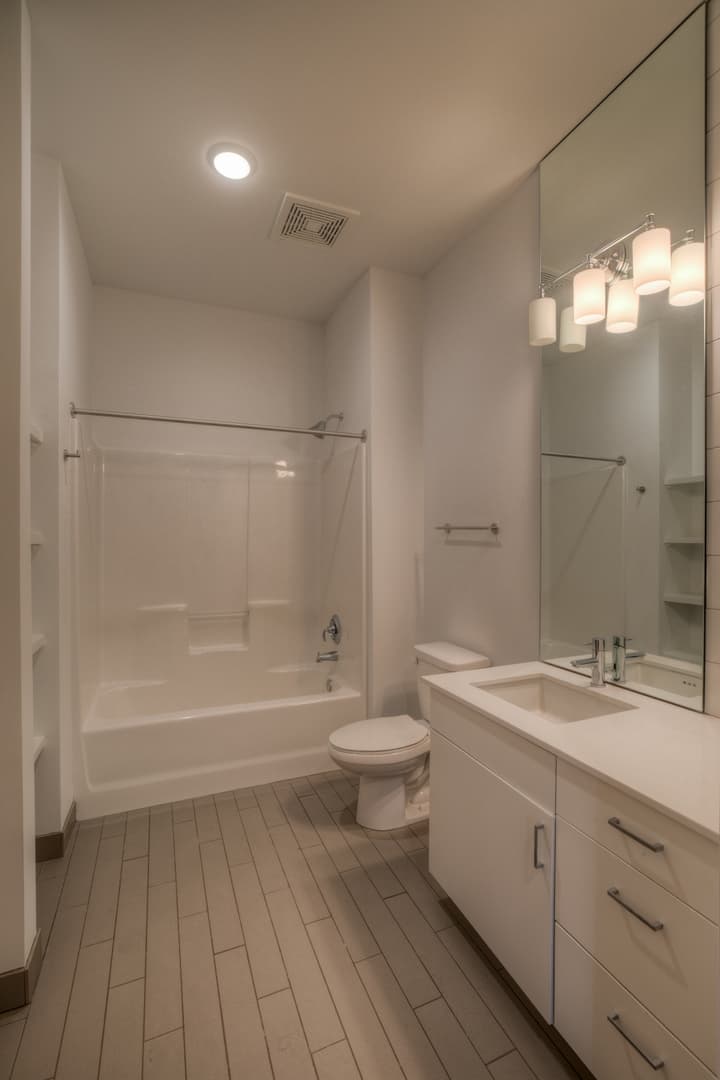 Omaha Apartment: 401 S 41st Street