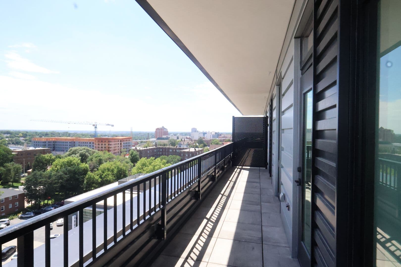 Omaha Apartment: 3737 Farnam Street