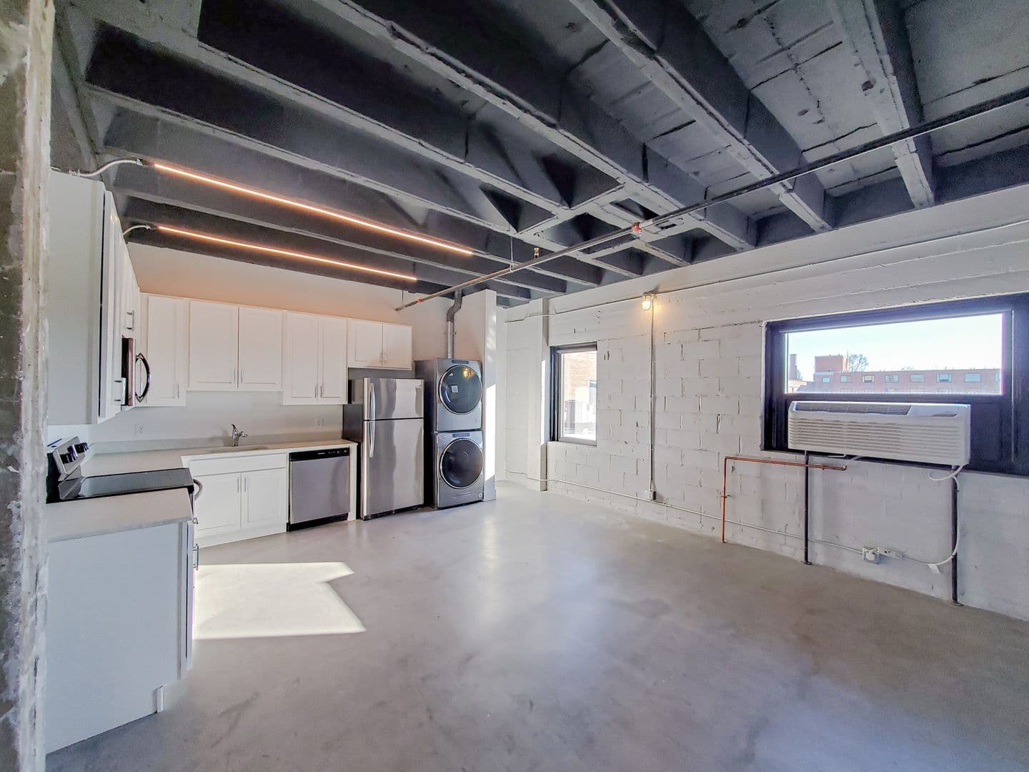 Omaha Apartment: 1311 S 9th St