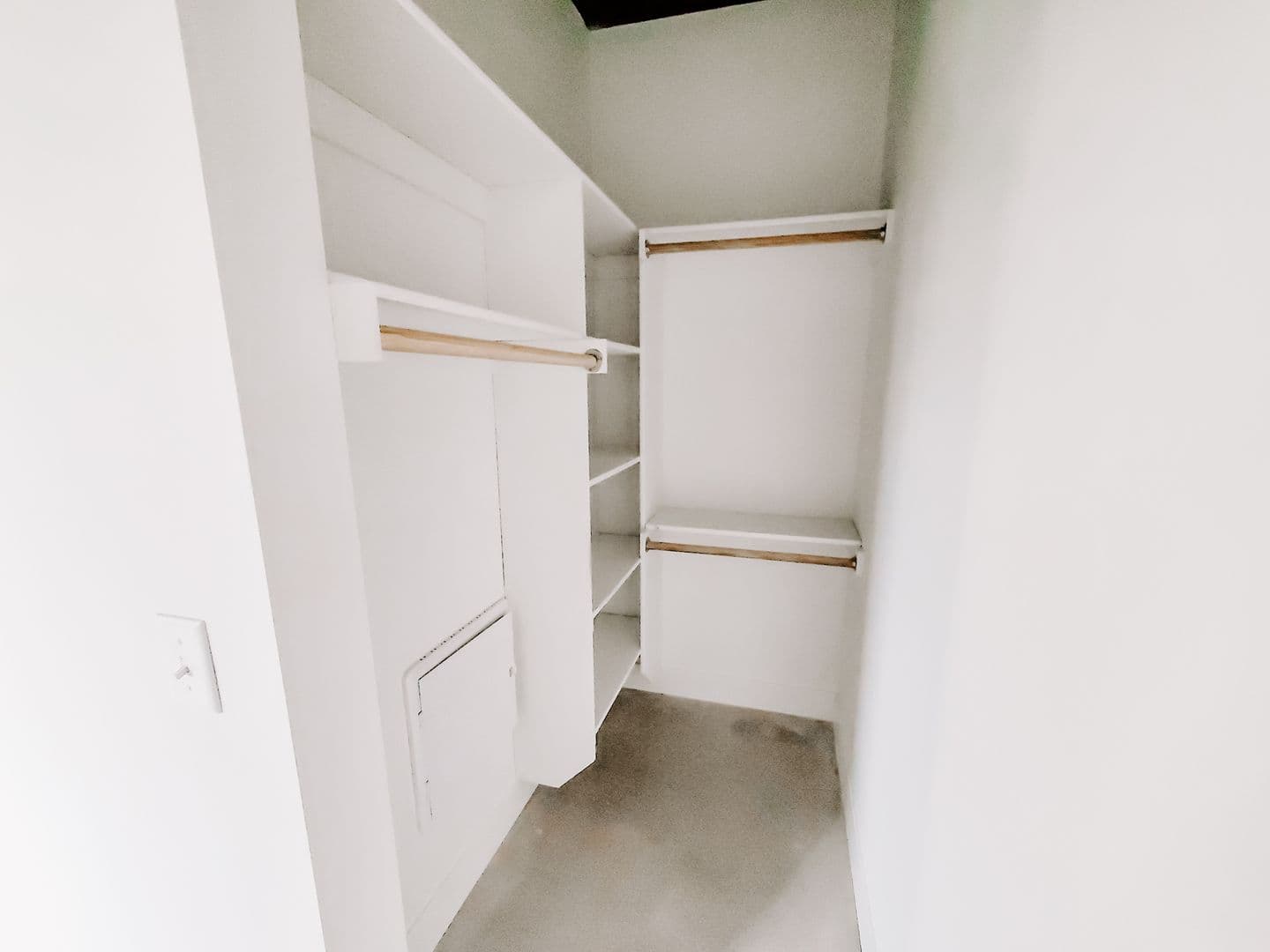 Omaha Apartment: 1311 S 9th St