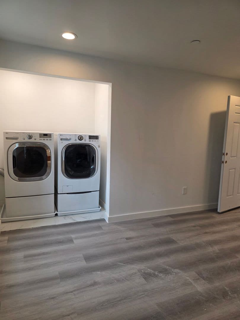 Philadelphia Apartment: 543 Washington Ave