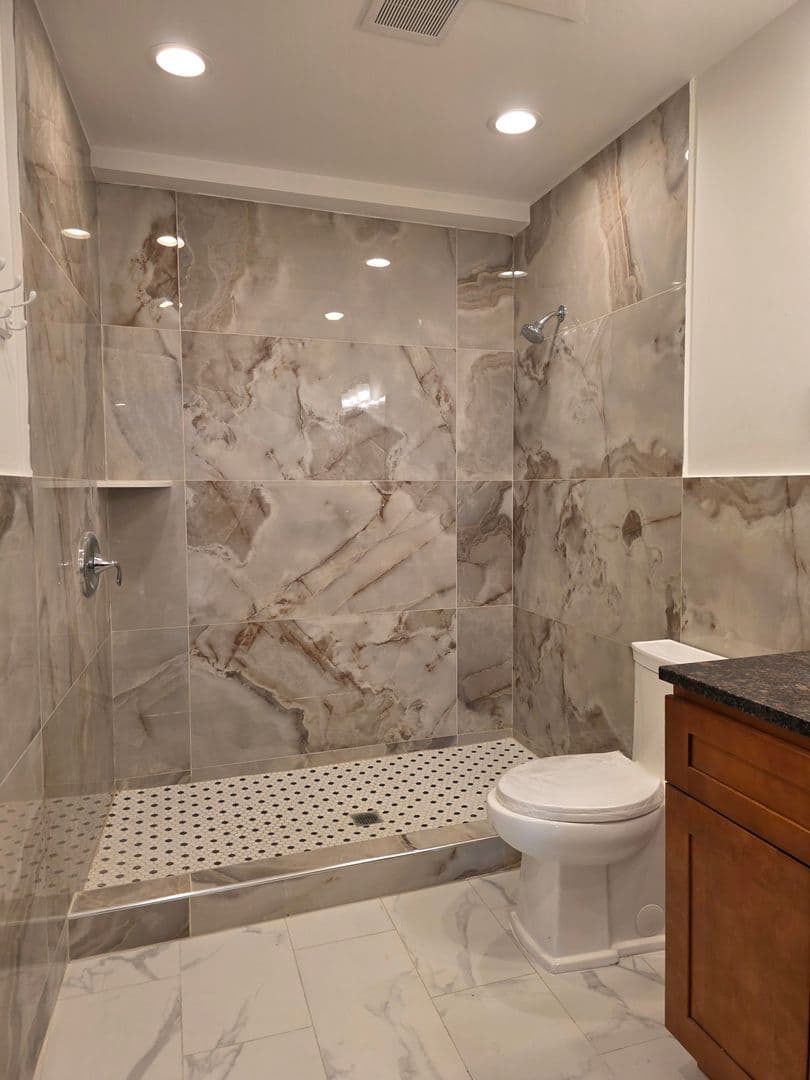 Philadelphia Apartment: 543 Washington Ave