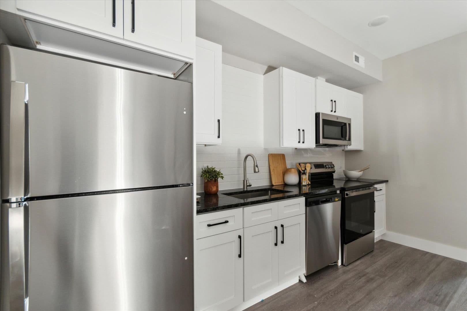 Philadelphia Apartment: 1712 N 22nd St