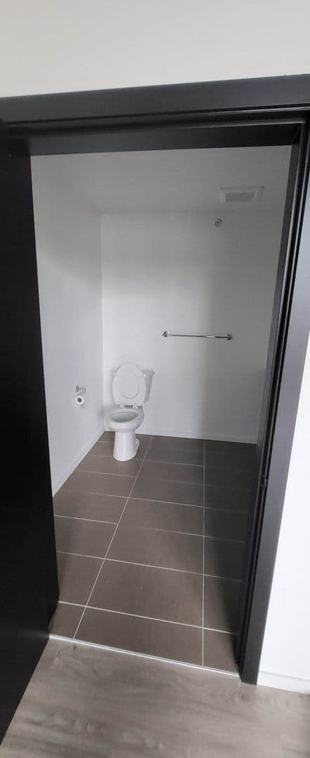 Seattle Apartment: 5512 17th Ave NW