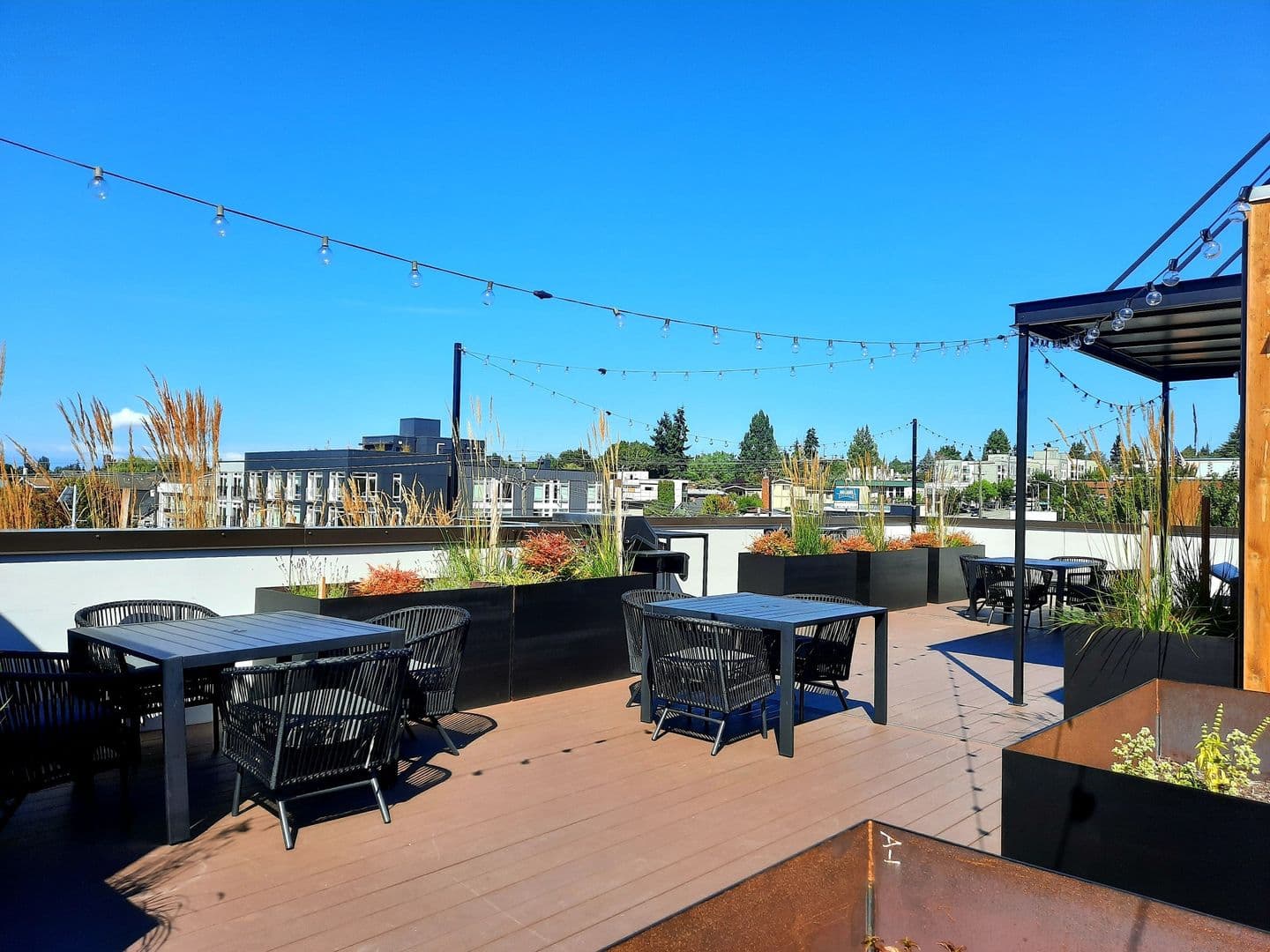 Seattle Apartment: 1443 NW 63RD ST