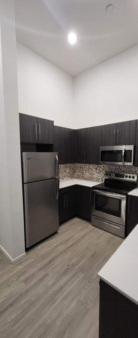 Seattle Apartment: 5512 17th Ave NW