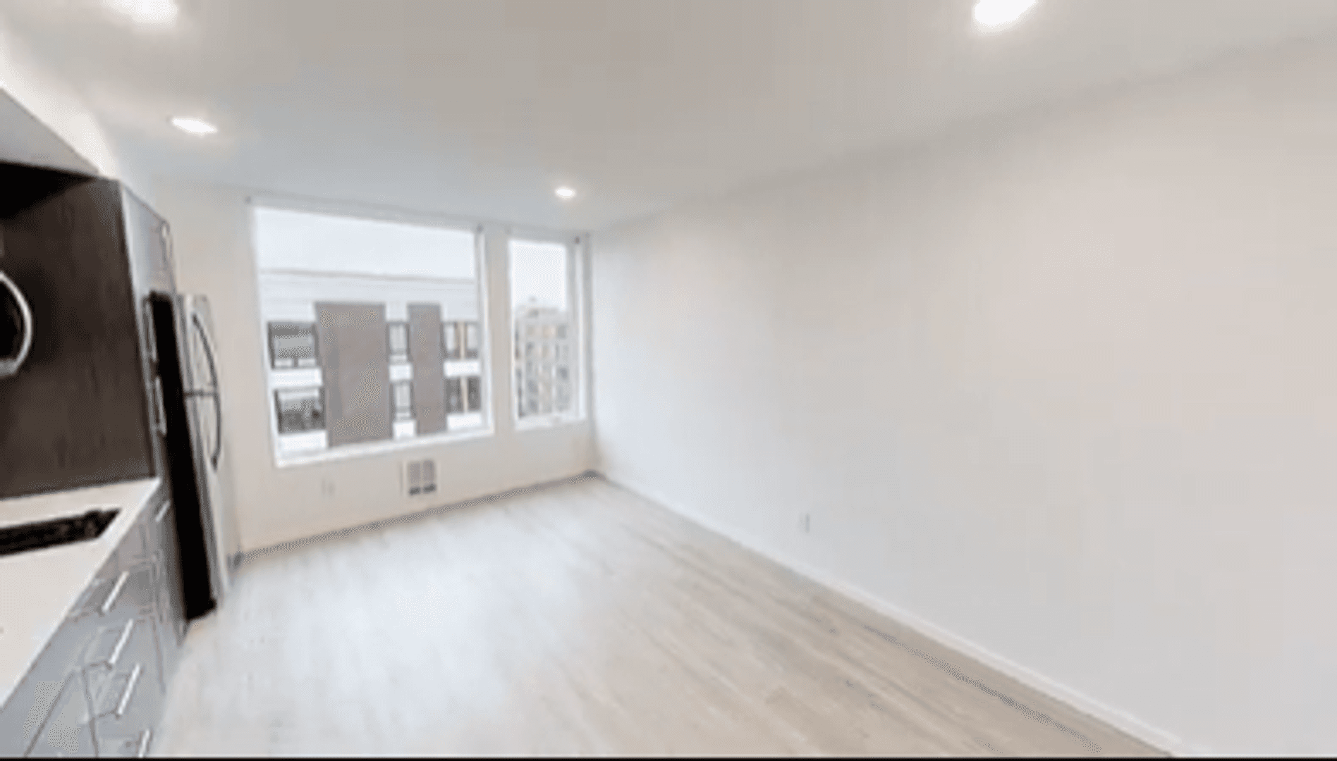 Seattle Apartment: 5512 17th Ave NW