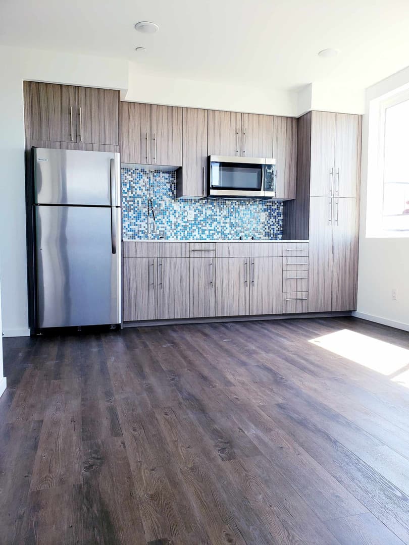 Seattle Apartment: 1443 NW 63RD ST
