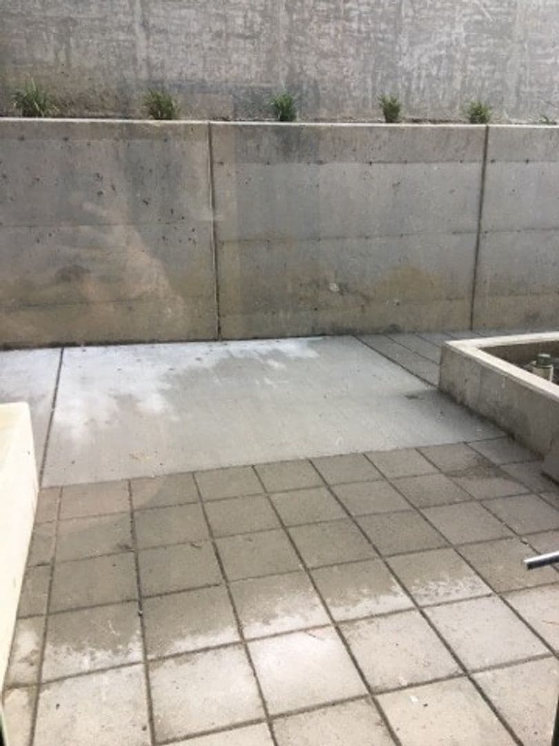 Seattle Apartment: 5512 17th Ave NW