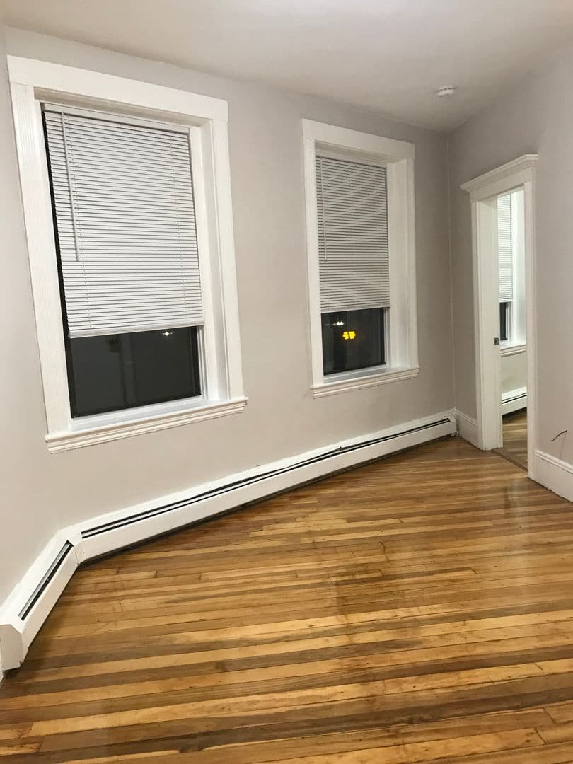 Lynn Apartment: 116-124A Central Ave