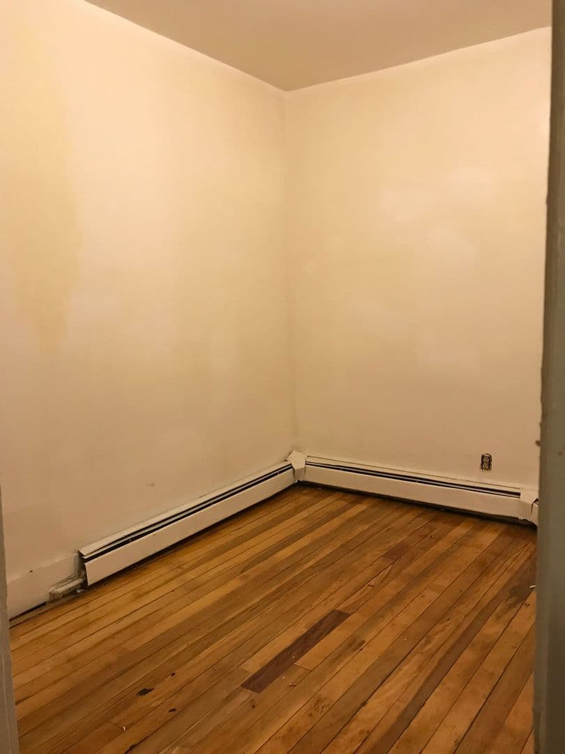 Lynn Apartment: 116-124A Central Ave