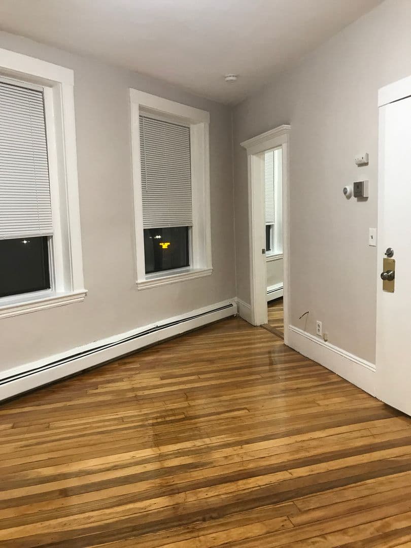 Lynn Apartment: 116-124A Central Ave