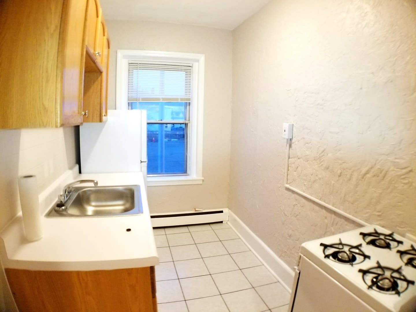 Lynn Apartment: 167 North Common St.