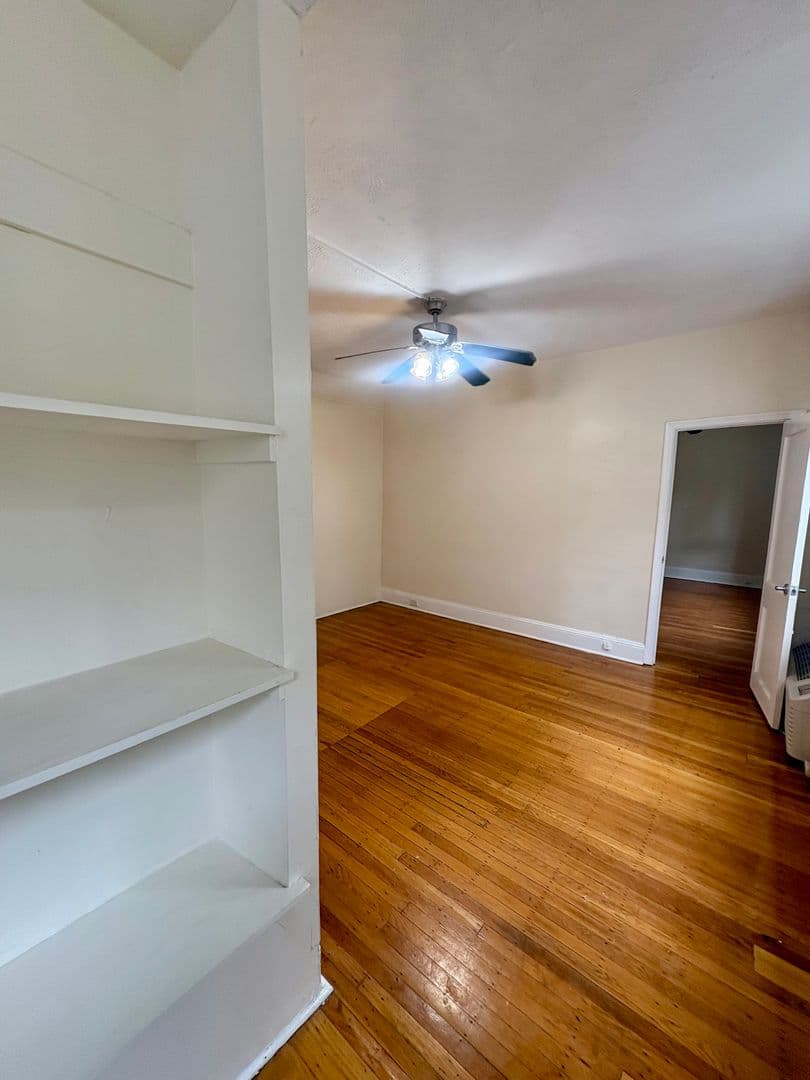 Philadelphia Apartment: 503 South 41st Street