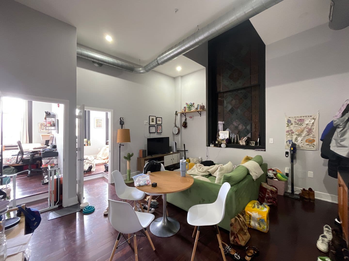 Philadelphia Apartment: 300 Richmond Street