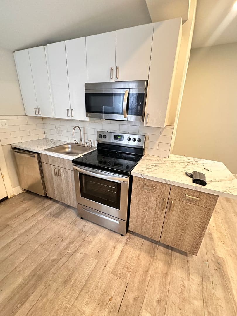 Phialdelphia Apartment: 4931 Walnut Street