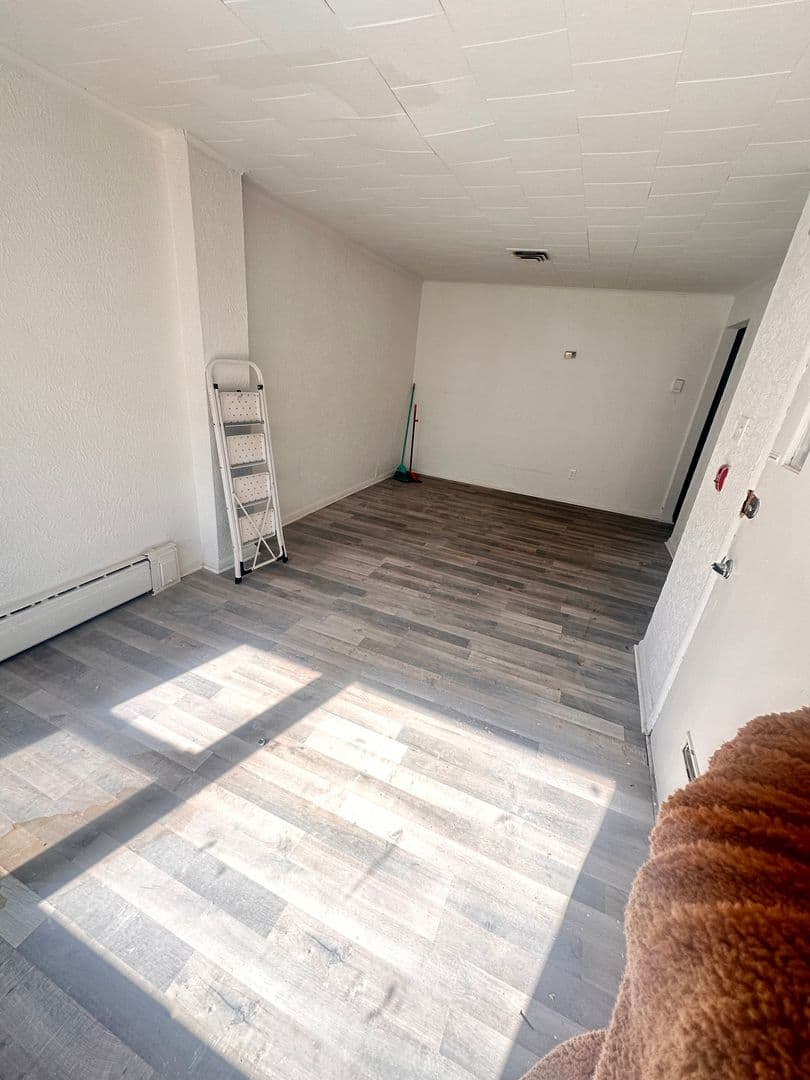 Philadelphia Apartment: 5023 Walnut Street