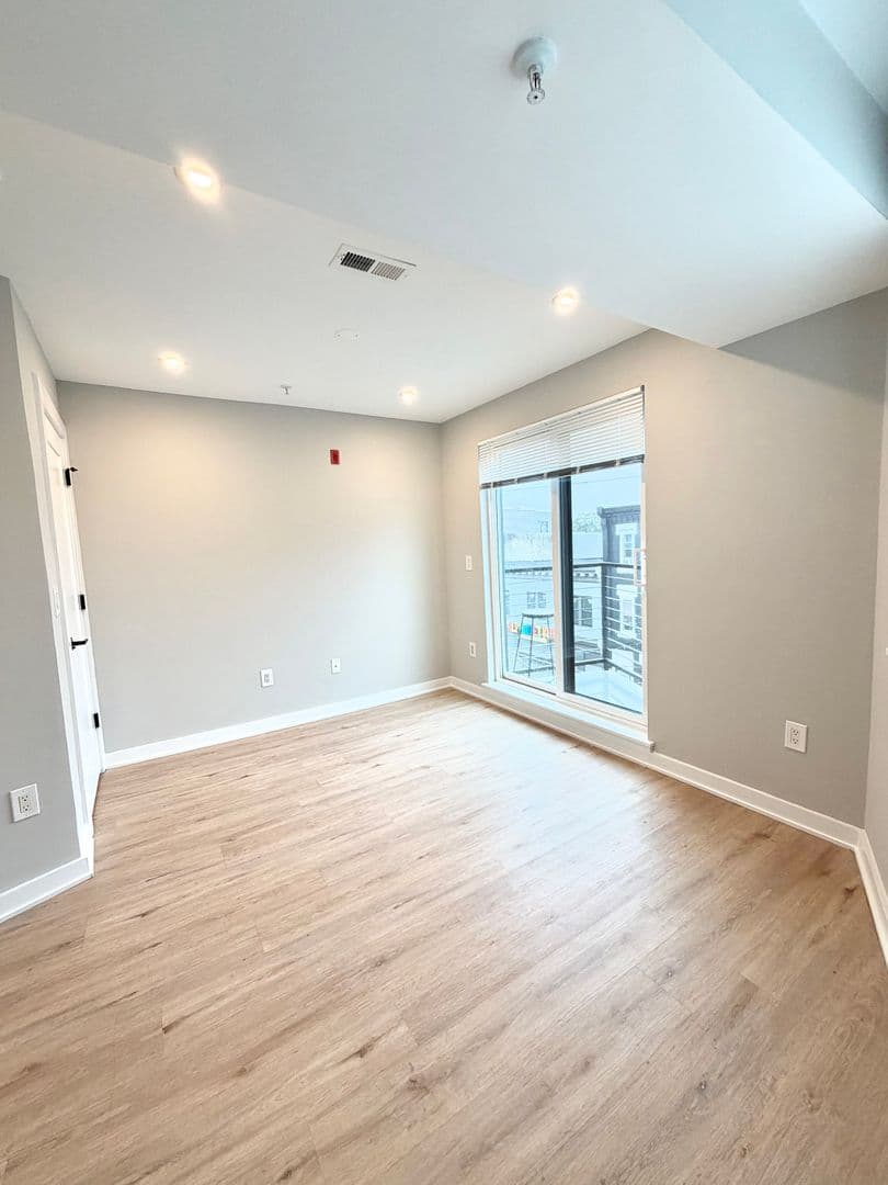 Philadelphia Apartment: 2639 Cecil B. Moore Ave.