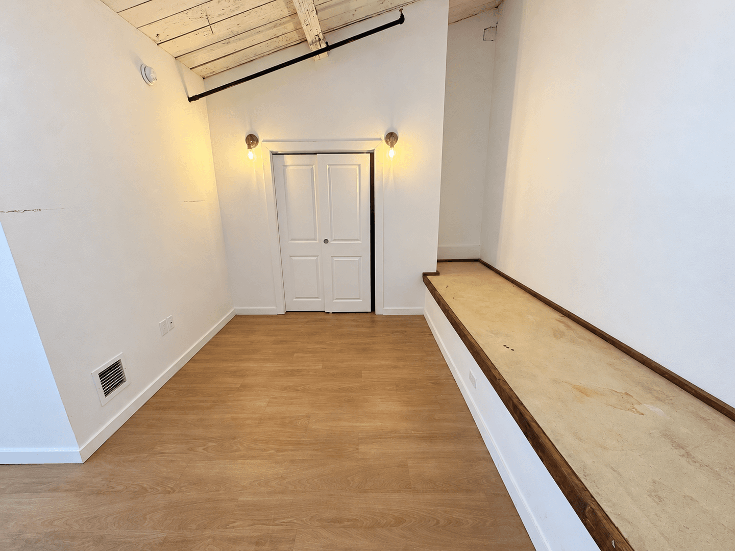 Clifton Heights Apartment: 500 E Broadway