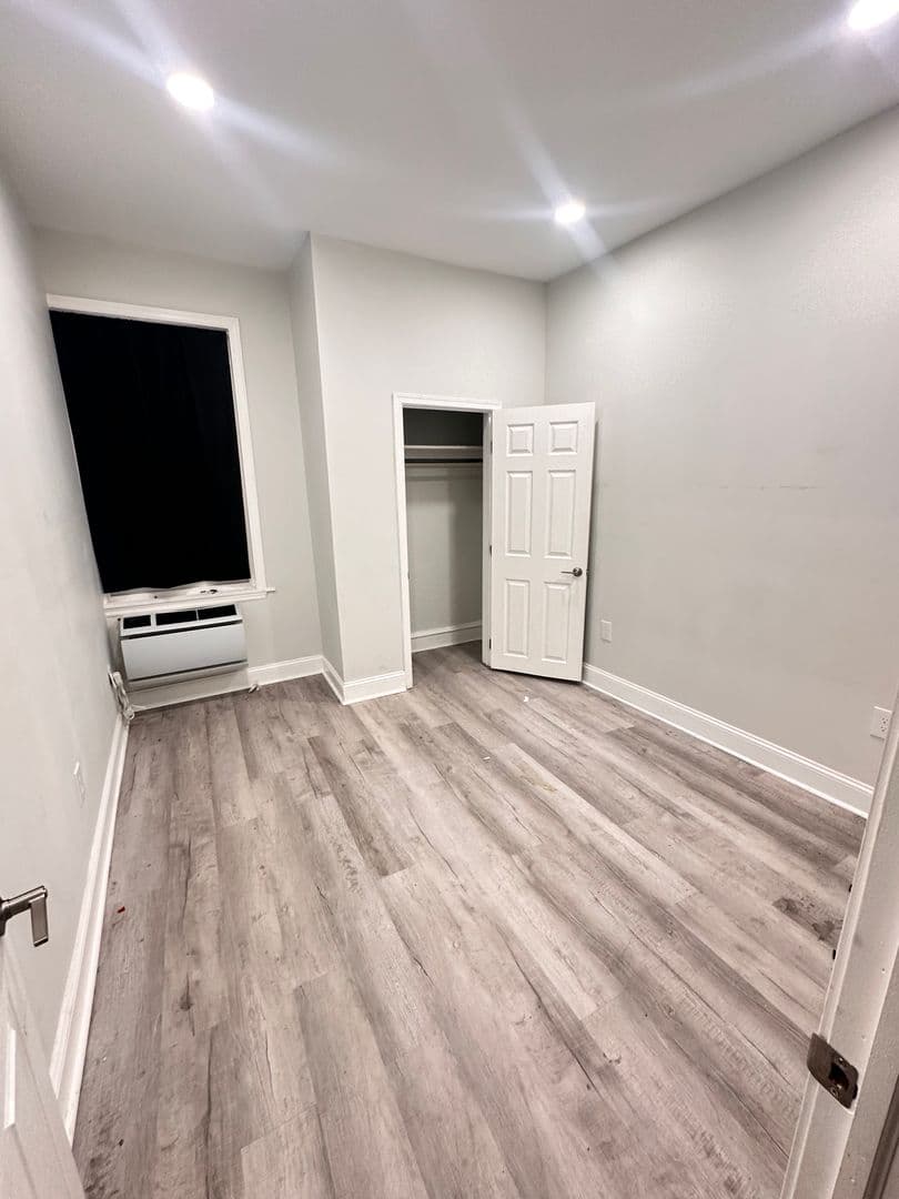Phialdelphia Apartment: 4931 Walnut Street