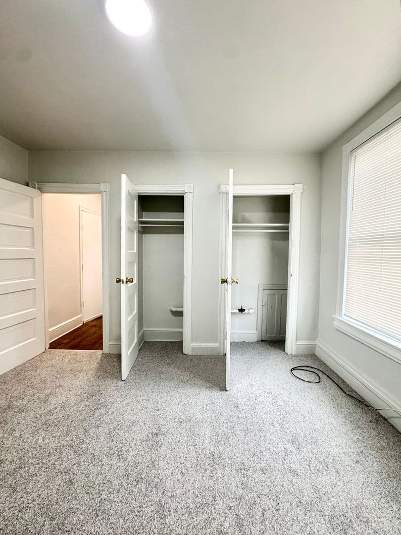 Wilmington Apartment: 2423 Tatnall St