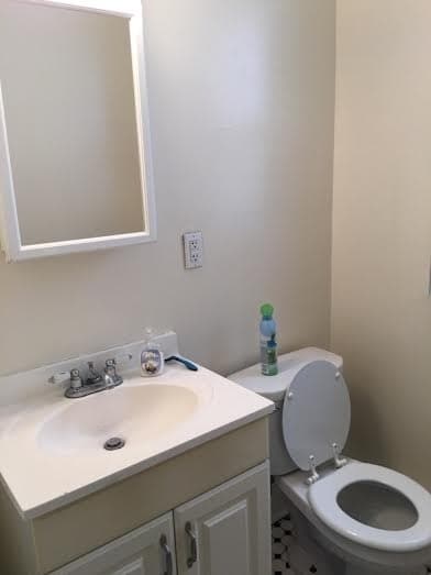 Philadelphia Apartment: 4801-4845 Pine Street