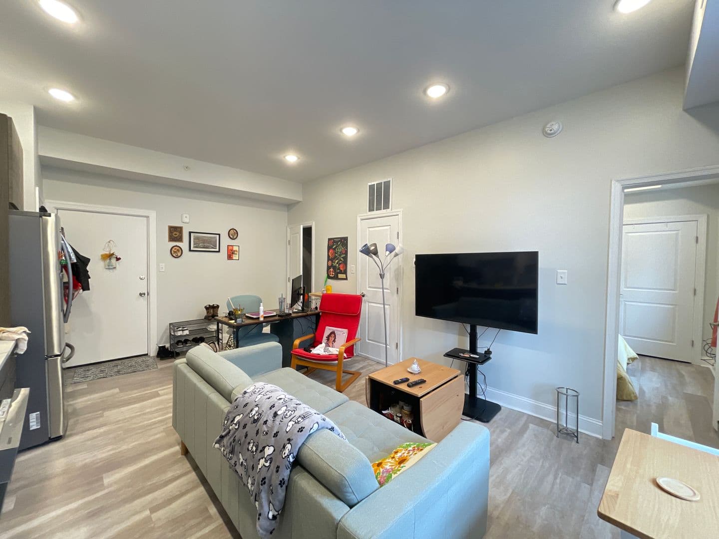 Philadelphia Apartment: 248 Market St