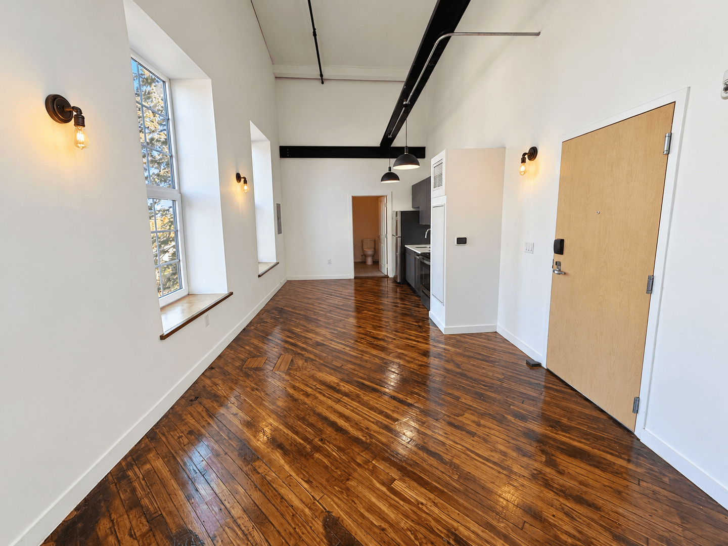Clifton Heights Apartment: 500 E Broadway
