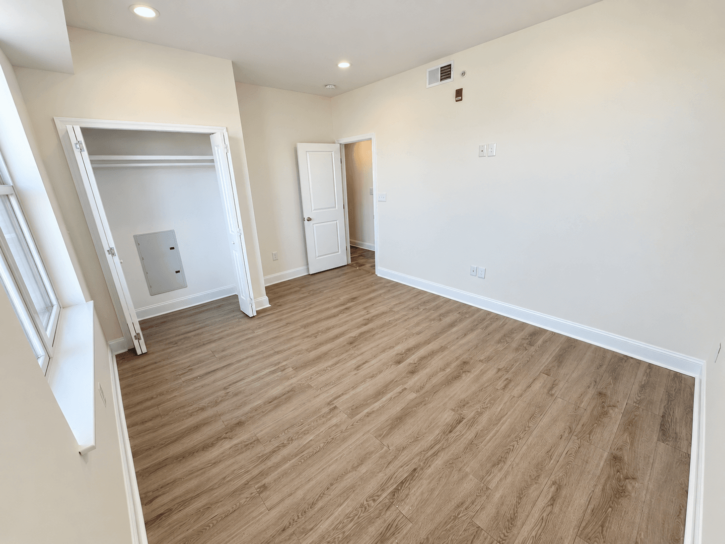 Philadelphia Apartment: 2331-33 N 33rd St.