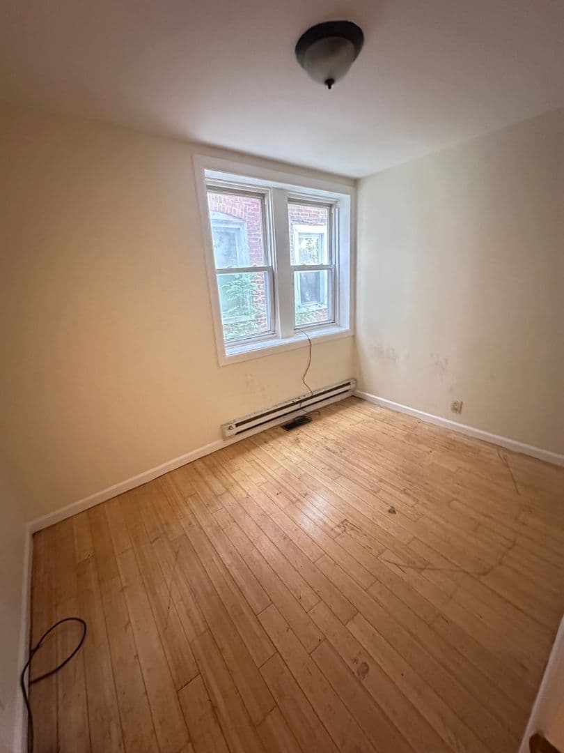 Philadelphia Apartment: 5019 Walnut Street
