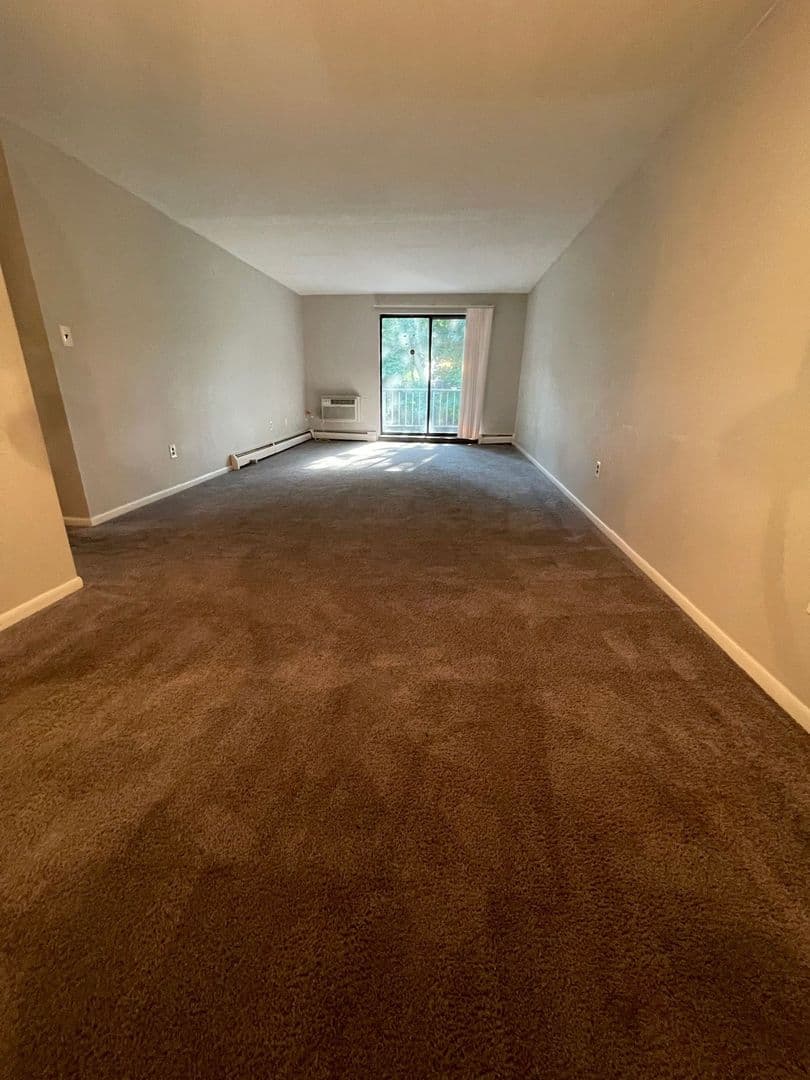 Chester Apartment: 1000 MacDade Blvd