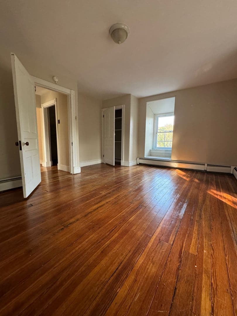 Philadelphia Apartment: 7300 Boyer Street