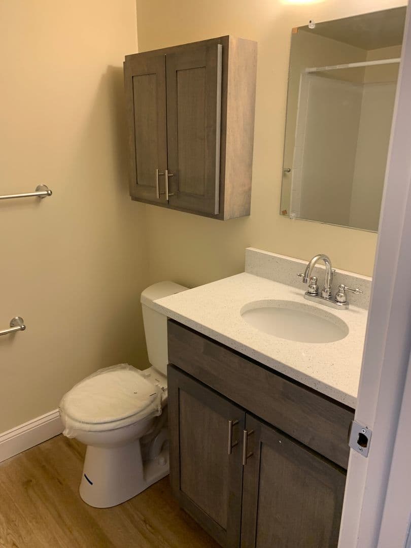 Royersford Apartment: 25 North 5th Ave